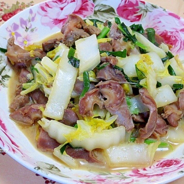 ご飯が進む♪砂肝と白菜の炒め煮